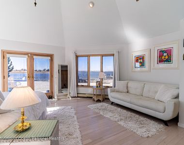 23 Harborside Drive W - Photo Thumbnail 21