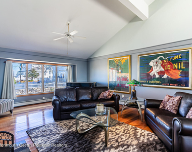 23 Harborside Drive W - Photo Thumbnail 15