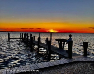 23 Harborside Drive W - Photo Thumbnail 36