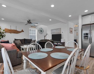 24 Virginia Avenue - Photo Thumbnail 15