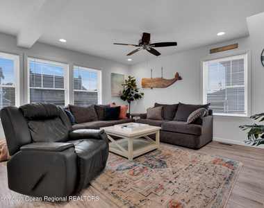24 Virginia Avenue - Photo Thumbnail 8