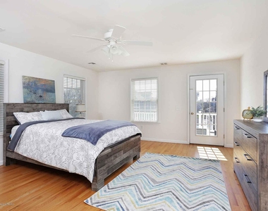 111 York Avenue - Photo Thumbnail 22