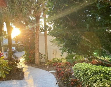 1555 N Highway A1a - Photo Thumbnail 8