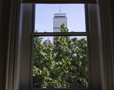319 Marlborough St - Photo Thumbnail 23