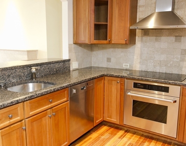 319 Marlborough St - Photo Thumbnail 2