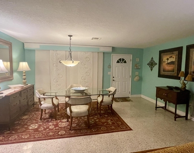 180 Glenwood Avenue - Photo Thumbnail 6