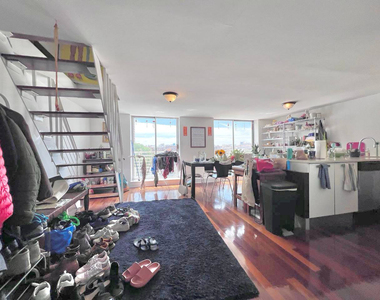 16 Meserole Street - Photo Thumbnail 18