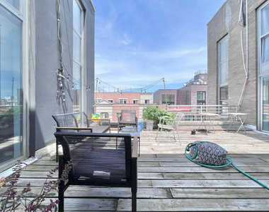 16 Meserole Street - Photo Thumbnail 15