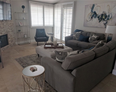 43695 Calle Las Brisas W - Photo Thumbnail 3