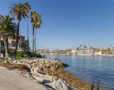 1905 E Balboa Boulevard - Photo Thumbnail 23