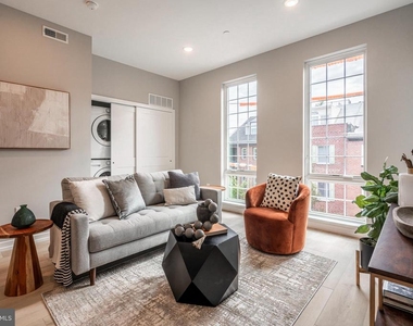 713 S Mildred St - Photo Thumbnail 1