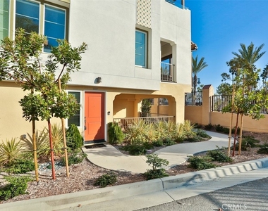 1529 Doheny Way - Photo Thumbnail 8
