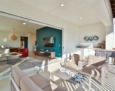 1529 Doheny Way - Photo Thumbnail 25