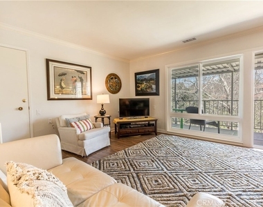 928 Ave Majorca - Photo Thumbnail 11