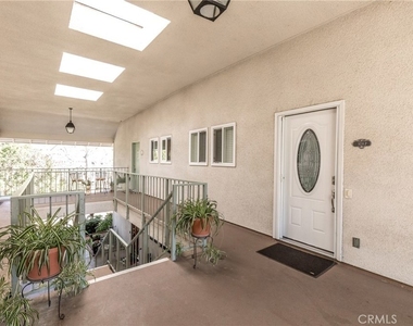 928 Ave Majorca - Photo Thumbnail 4