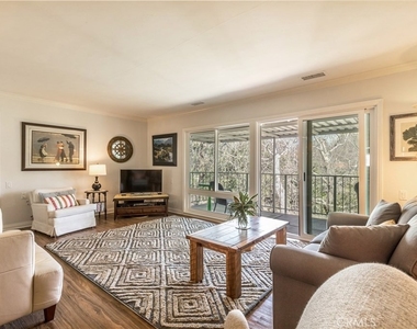 928 Ave Majorca - Photo Thumbnail 12