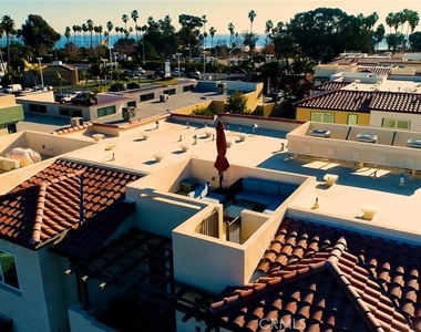 2869 Doheny Way - Photo Thumbnail 32