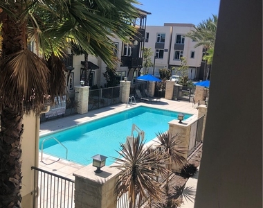 2869 Doheny Way - Photo Thumbnail 39