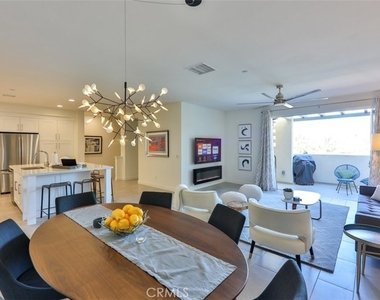 2869 Doheny Way - Photo Thumbnail 5