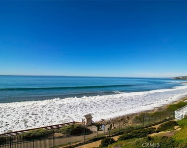 33925 Faeroe Bay - Photo Thumbnail 33