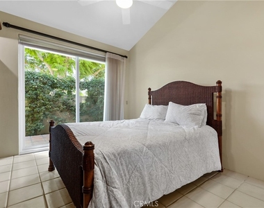75571 Painted Desert Drive - Photo Thumbnail 16