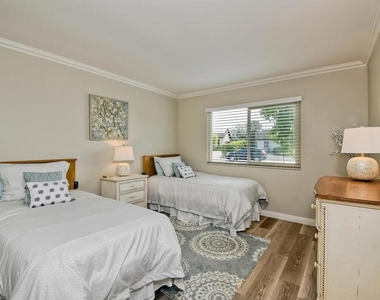 263 San Dimas - Photo Thumbnail 7