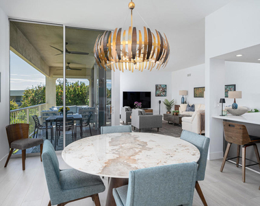 447 Desert Lakes Drive - Photo Thumbnail 11