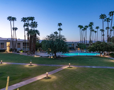 447 Desert Lakes Drive - Photo Thumbnail 33