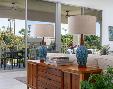 447 Desert Lakes Drive - Photo Thumbnail 6