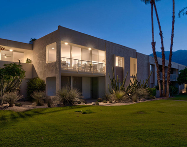 447 Desert Lakes Drive - Photo Thumbnail 32