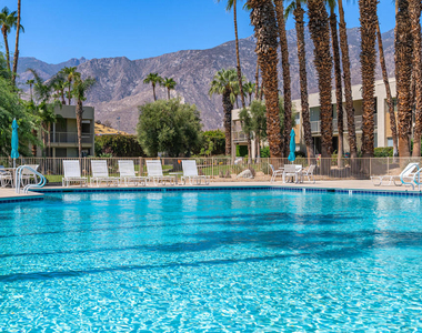 447 Desert Lakes Drive - Photo Thumbnail 36