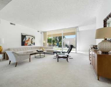 157 Desert Lakes Drive - Photo Thumbnail 5