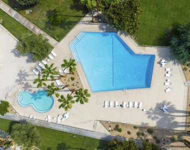 157 Desert Lakes Drive - Photo Thumbnail 30