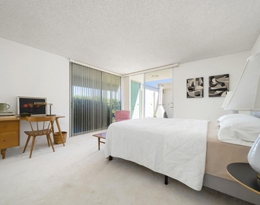 157 Desert Lakes Drive - Photo Thumbnail 23