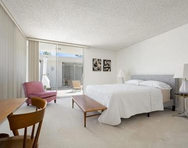 157 Desert Lakes Drive - Photo Thumbnail 24