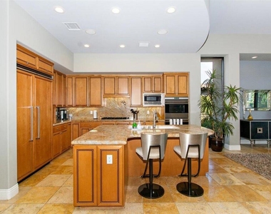 45634 Appian Way Way - Photo Thumbnail 10