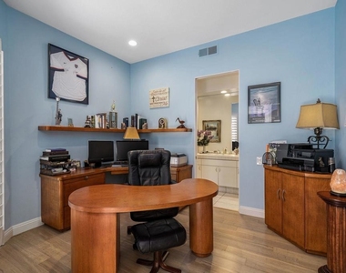 75270 Inverness Drive - Photo Thumbnail 30
