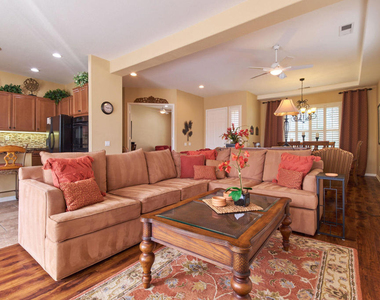 43424 Bordeaux Drive - Photo Thumbnail 8
