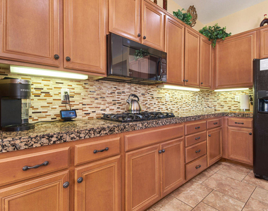 43424 Bordeaux Drive - Photo Thumbnail 18