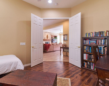 43424 Bordeaux Drive - Photo Thumbnail 27