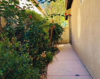 49535 Redford Way - Photo Thumbnail 32