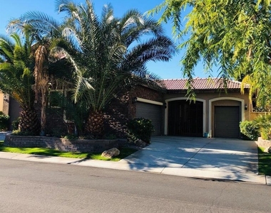 49535 Redford Way - Photo Thumbnail 2