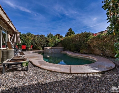 78225 Desert Fall Way - Photo Thumbnail 21