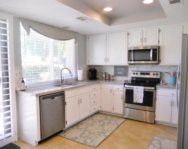 128 Castellana - Photo Thumbnail 9