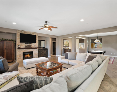 48219 Newport Bridge Pl Place - Photo Thumbnail 40