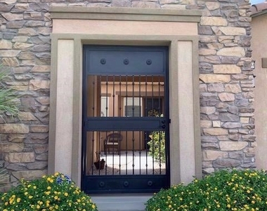 48219 Newport Bridge Pl Place - Photo Thumbnail 2