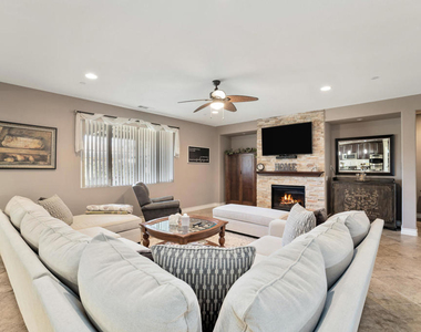 48219 Newport Bridge Pl Place - Photo Thumbnail 29