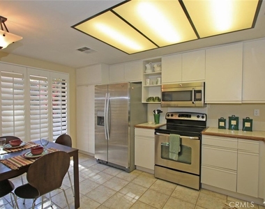 76686 Chrysanthemum Way - Photo Thumbnail 10