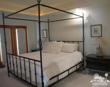 293 Serena Drive - Photo Thumbnail 13
