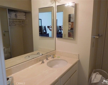 76668 Chrysanthemum Way - Photo Thumbnail 11